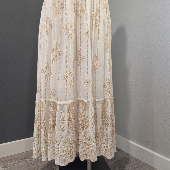 Gold Lurex Embroidered Lace-Up Maxi Dress - Made in India - Size M - Picture 3 of 14